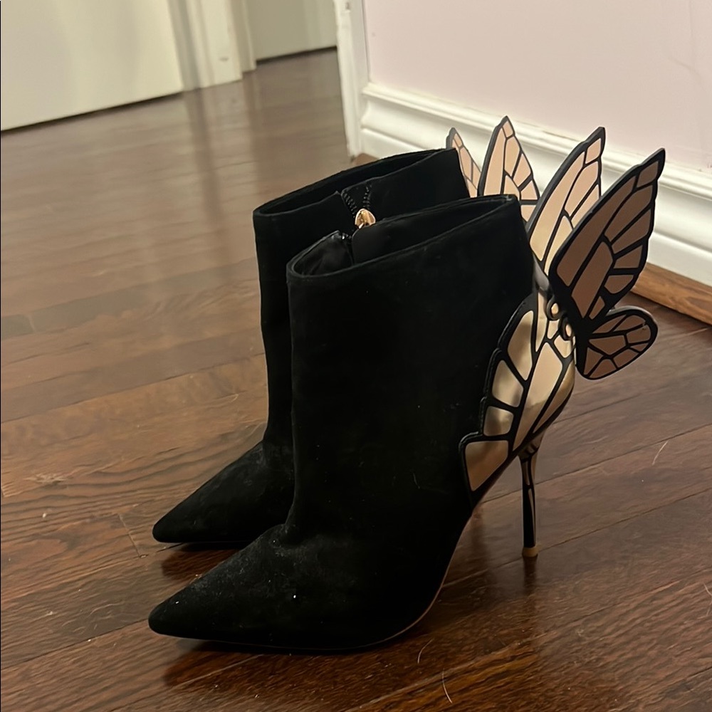 Sophisticated Black Butterfly Heel Ankle Boots